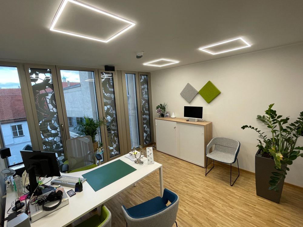 auric Hörcenter Memmingen GmbH & Co. KG, Schrannenplatz 6, 2.OG Ärztepassage, 87700 Memmingen auric Hörcenter Memmingen GmbH & Co. KG